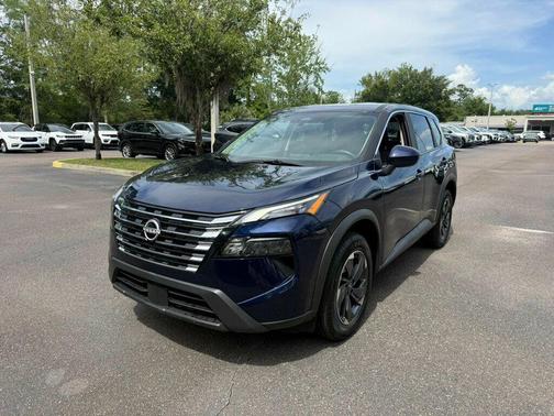 Deep Ocean Blue Pearl 2025 Nissan Rogue SV