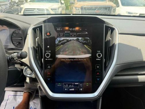 Crystal White Pearl 2025 Subaru Crosstrek Premium