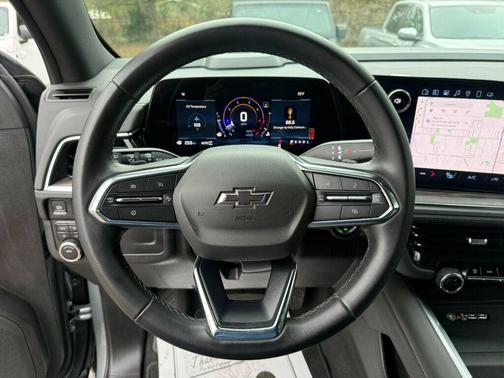 2025 Chevrolet Suburban 4WD Z71