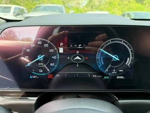 Graphite Gray 2024 Kia Niro EV Wind