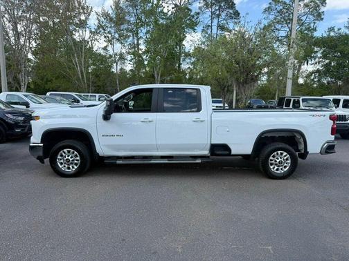 Summit White 2025 Chevrolet Silverado 2500 LT