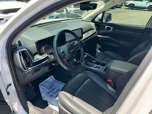 Glacial White Pearl 2025 Kia Sorento S