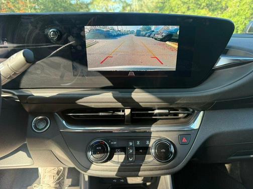 2025 Buick Envista FWD 4dr Preferred