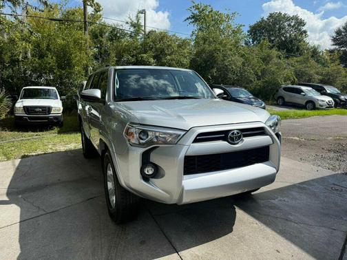 2024 Toyota 4Runner SR5