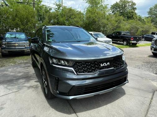 2023 Kia Sorento S