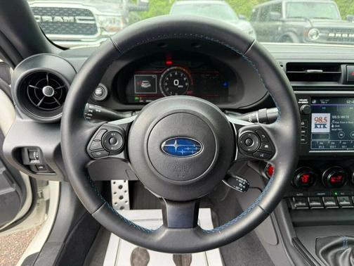 2024 Subaru BRZ tS