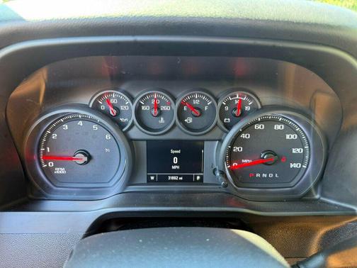 2021 Chevrolet Silverado 1500 Custom