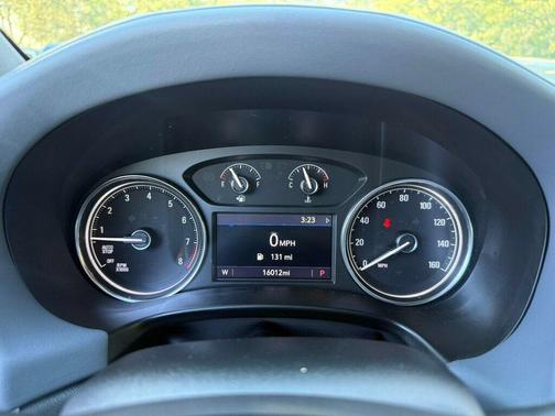 2024 Buick Enclave Essence FWD