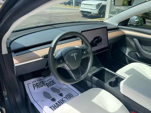 2023 Tesla Model 3 Standard Range