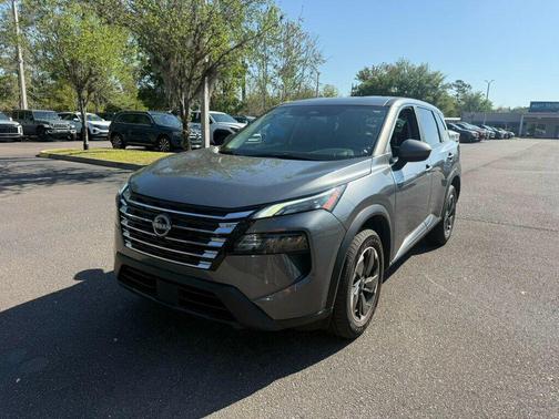 Gun Metallic 2025 Nissan Rogue SV