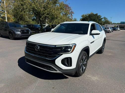 2024 Volkswagen Atlas Cross Sport 2.0T SE