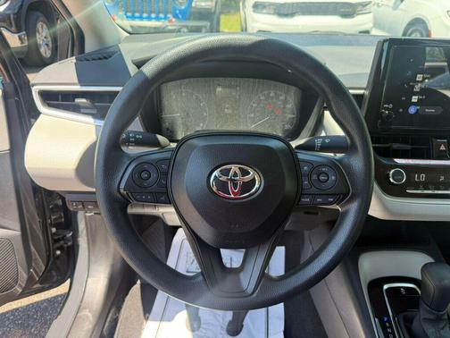 Underground 2025 Toyota Corolla LE