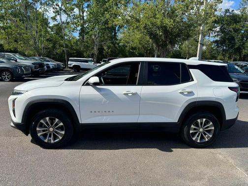 Polar White Tricoat 2026 Chevrolet Equinox 1LT
