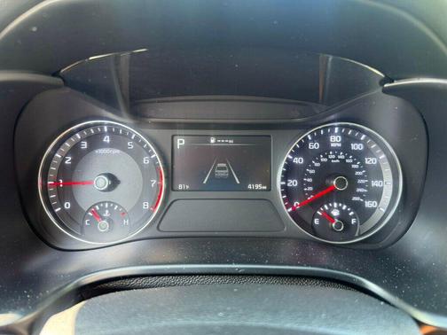 2024 Kia Forte LX IVT