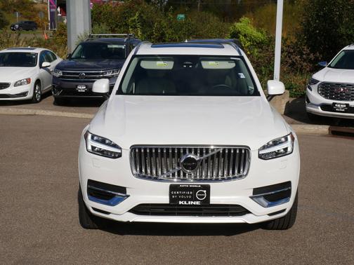 2023 Volvo XC90 Recharge Plug-In Hybrid Plus