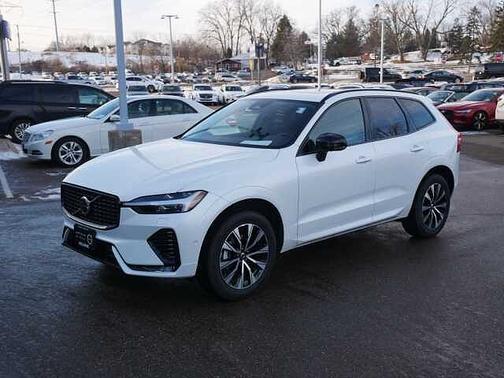 2025 Volvo XC60 Plus