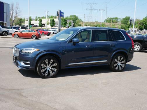 2022 Volvo XC90 Recharge Plug-In Hybrid Inscription
