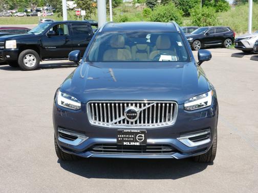 2022 Volvo XC90 Recharge Plug-In Hybrid Inscription
