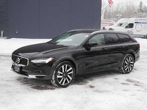 2024 Volvo V90 Cross Country Ultimate
