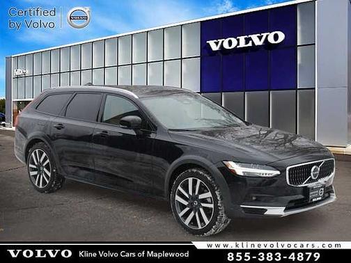 2024 Volvo V90 Cross Country Ultimate