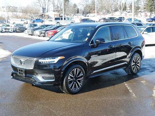 2024 Volvo XC90 Plus