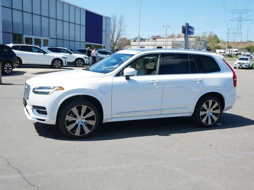 2022 Volvo XC90 Recharge Plug-In Hybrid Inscription