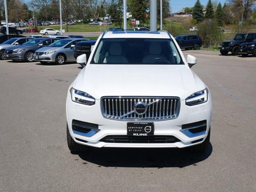 2022 Volvo XC90 Recharge Plug-In Hybrid Inscription