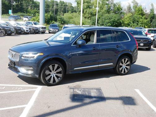 2024 Volvo XC90 Recharge Plug-In Hybrid Plus