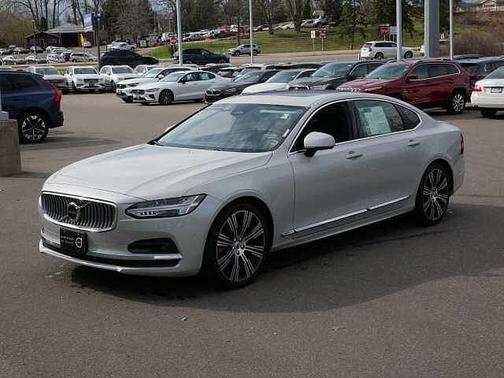 2022 Volvo S90 Inscription