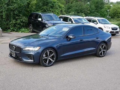 Denim Blue Metallic 2023 Volvo S60 Recharge Plug-In Hybrid Plus Dark Theme