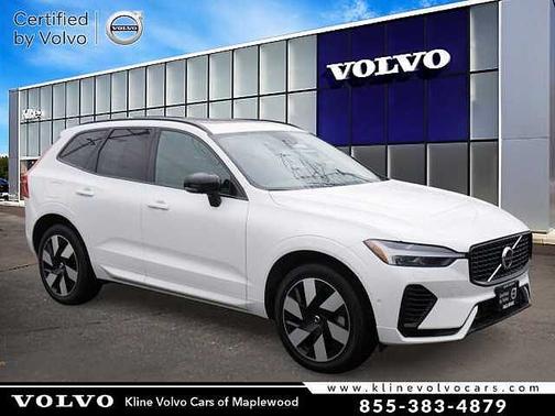 2025 Volvo XC60 Plus