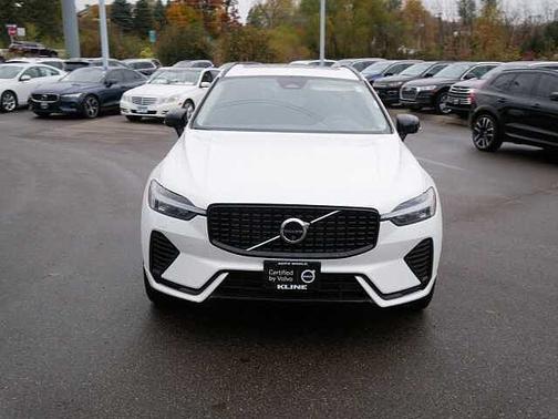 2025 Volvo XC60 Plus