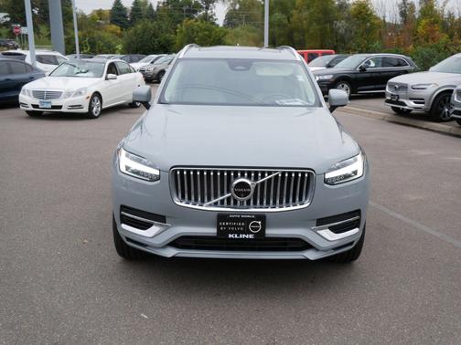 2024 Volvo XC90 Recharge Plug-In Hybrid Ultimate