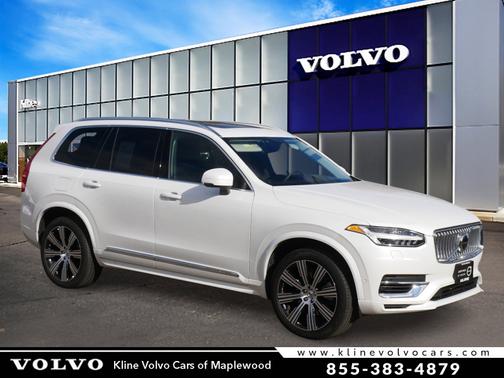 2024 Volvo XC90 Recharge Plug-In Hybrid Plus Bright Theme