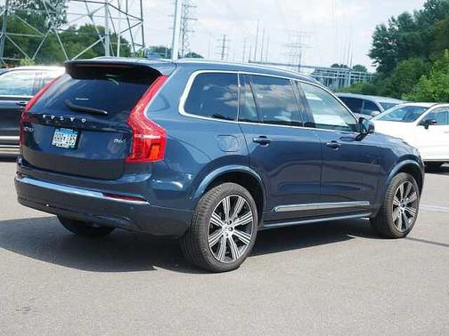 2025 Volvo XC90 Plus