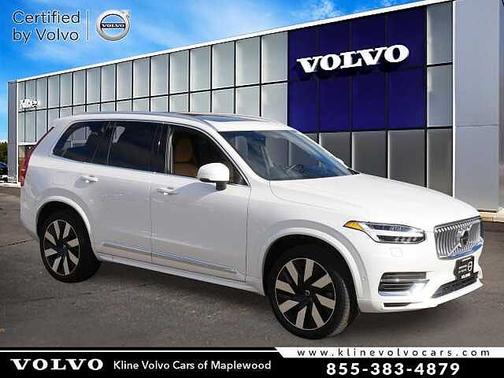 2023 Volvo XC90 Ultimate Bright Theme