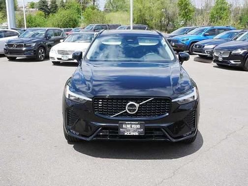 Onyx Black 2025 Volvo XC60 Plus