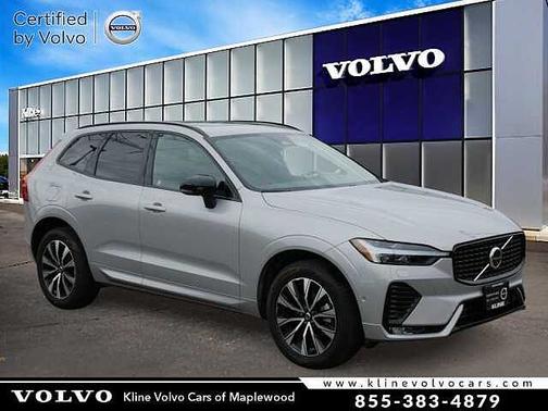 Silver Dawn 2025 Volvo XC60 Plus