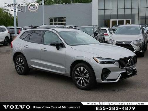 Silver Dawn 2025 Volvo XC60 Plus