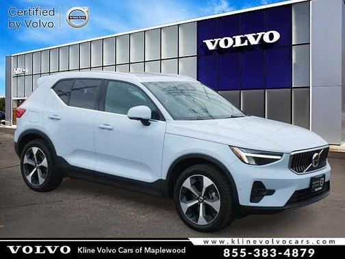 Cloud Blue 2025 Volvo XC40 Plus