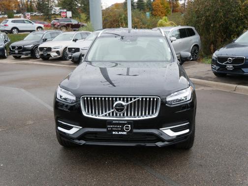 2022 Volvo XC90 Recharge Plug-In Hybrid Inscription