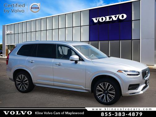 2022 Volvo XC90 Momentum