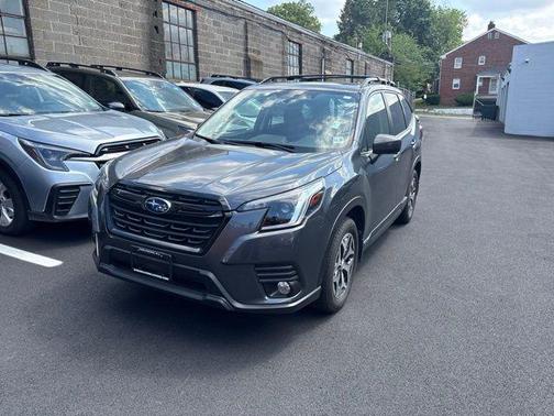 Magnetite Gray Metallic 2023 Subaru Forester Premium