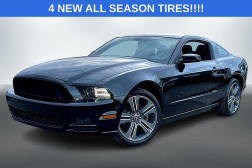 2014 Ford Mustang V6