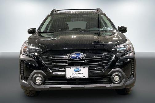 Crystal Black Silica 2024 Subaru Outback Onyx Edition