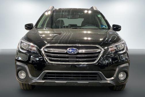 Crystal Black Silica 2018 Subaru Outback 2.5i Limited