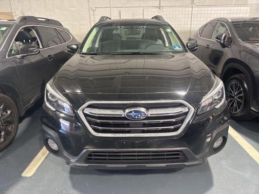 Crystal Black Silica 2018 Subaru Outback 2.5i Limited