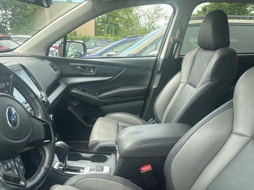 Abyss Blue Pearl 2022 Subaru Ascent Onyx Edition 7-Passenger