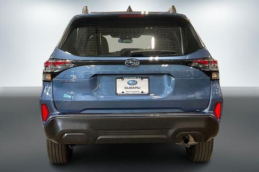 2025 Subaru Forester Base