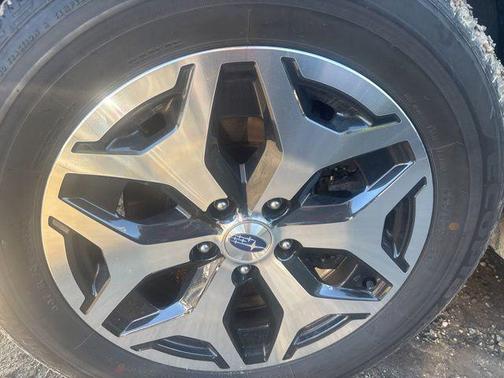 Magnetite Gray Metallic 2023 Subaru Forester Premium